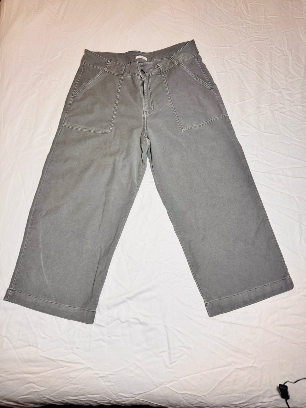 Wide leg cropped pants